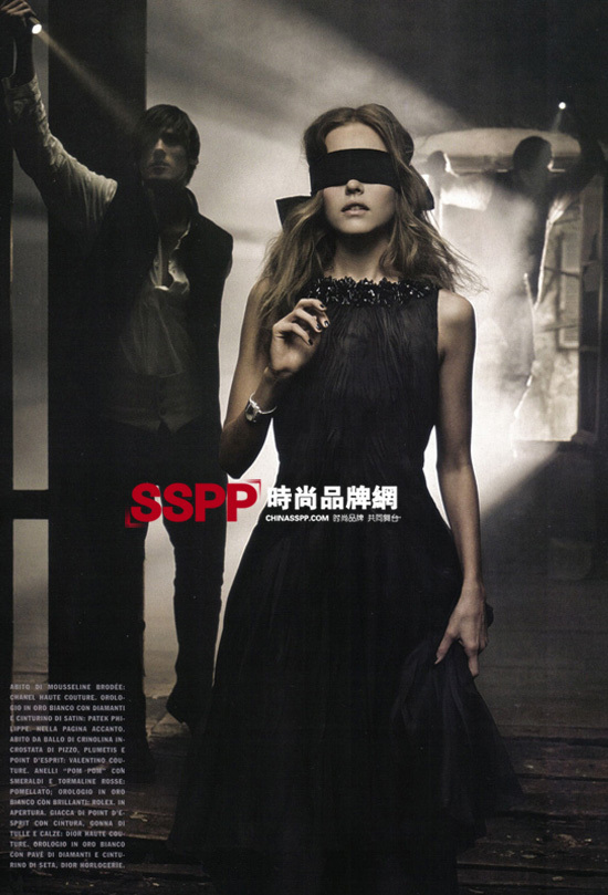 意大利版《VOGUE》封面