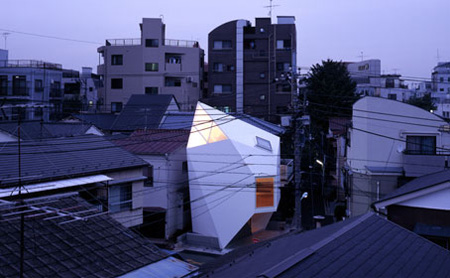 体现空间节约理念 东京创意现代房屋设计