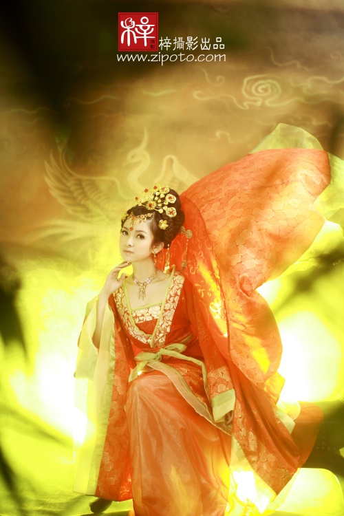 Photoshop制作黄色风风格图文设计,PS教程,思缘教程网