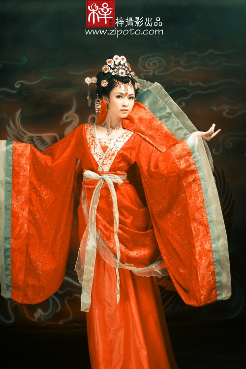 Photoshop制作黄色风风格图文设计,PS教程,思缘教程网